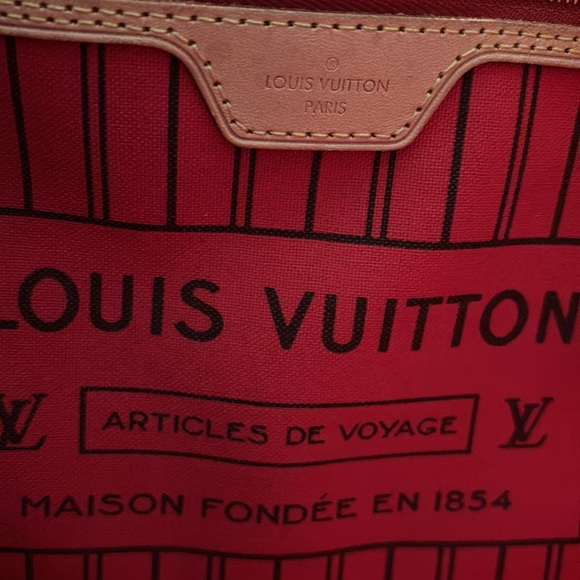 Louis Vuitton Neverfull MM - Picture 4 of 5